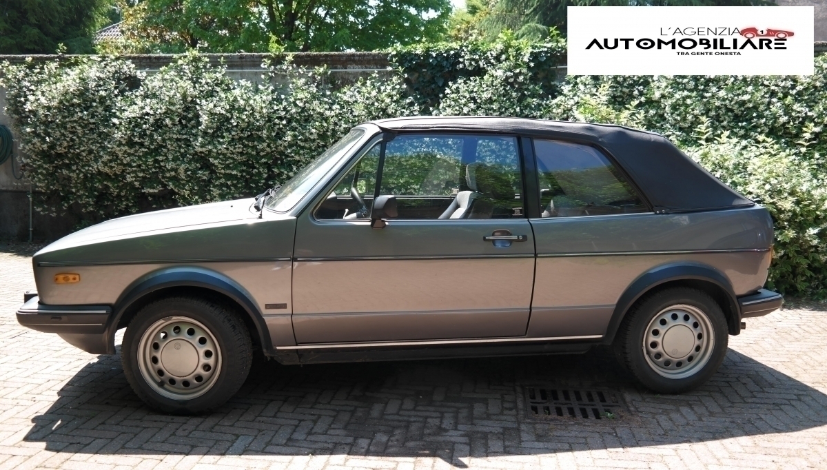 Volkswagen Golf — 3
