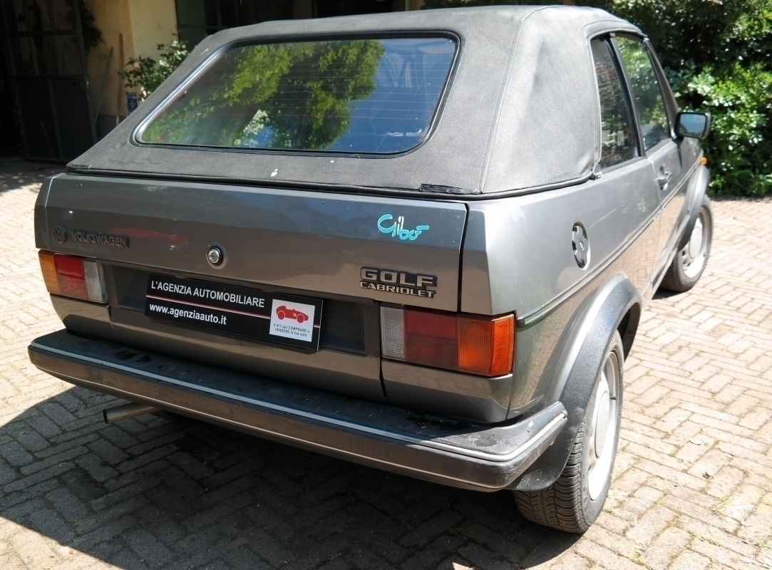 Volkswagen Golf — 7