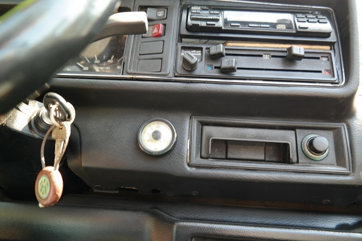Volkswagen Golf — 16
