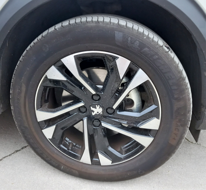 Peugeot 2008 — 10