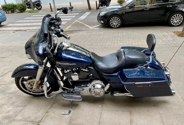 Harley Davidson Street glide — 3