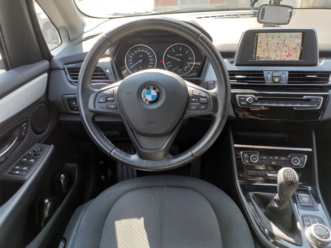 Bmw Série 2 — 9