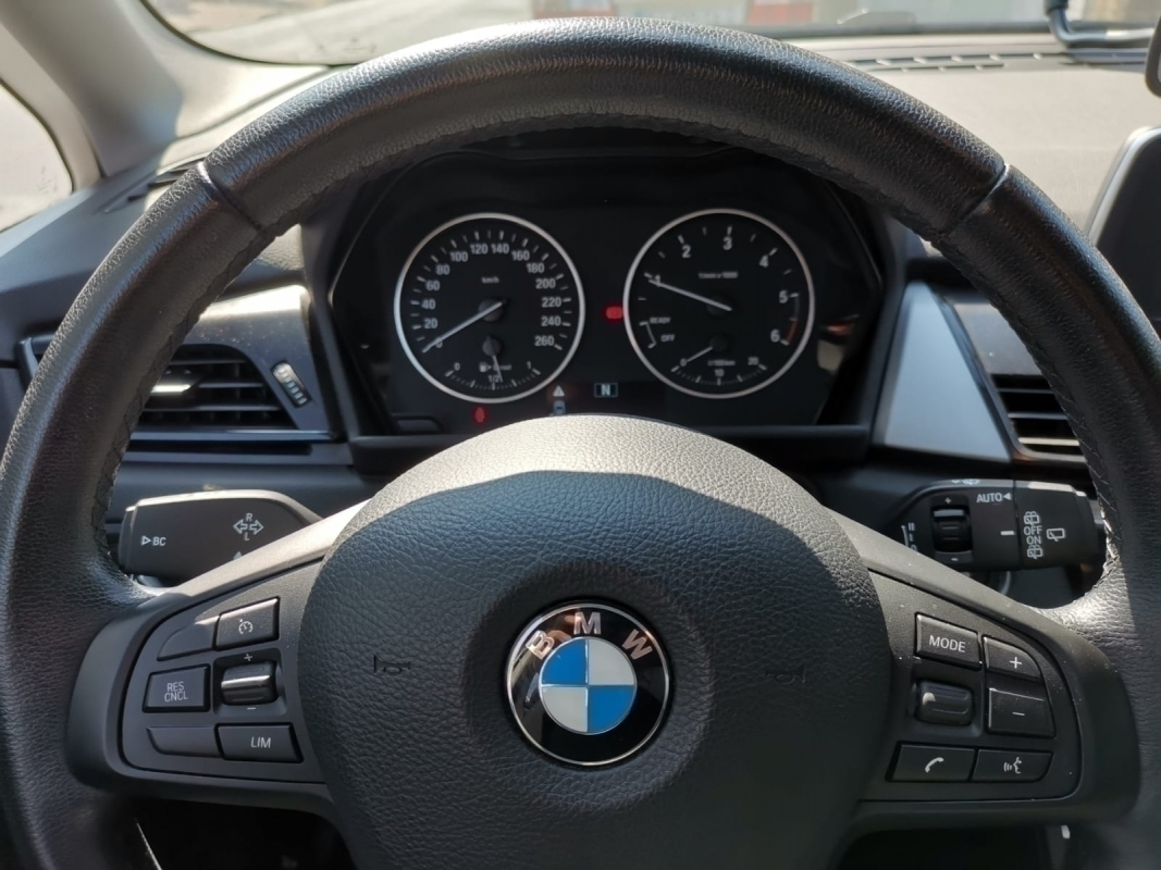 Bmw Série 2 — 10