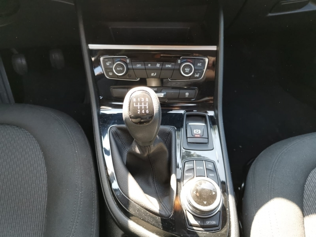 Bmw Série 2 — 13