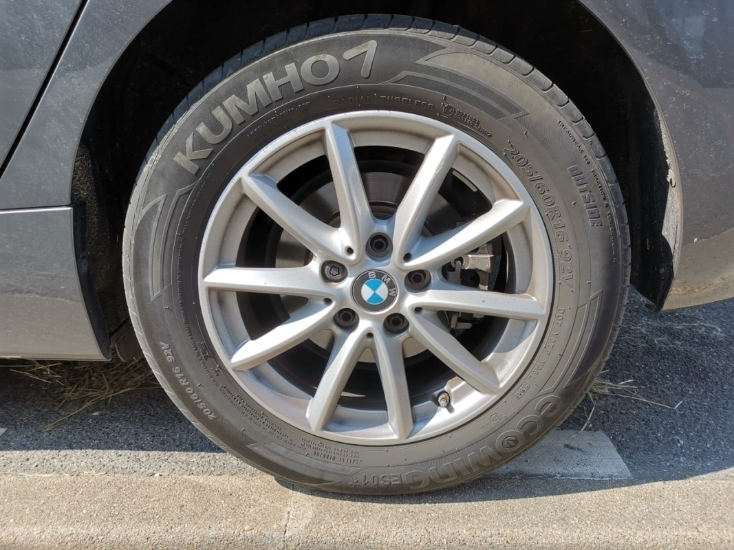 Bmw Série 2 — 26