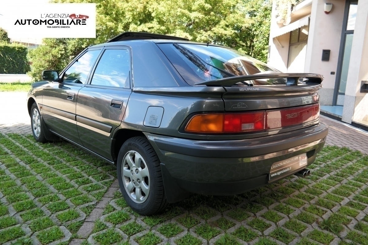 Mazda 323 — 7