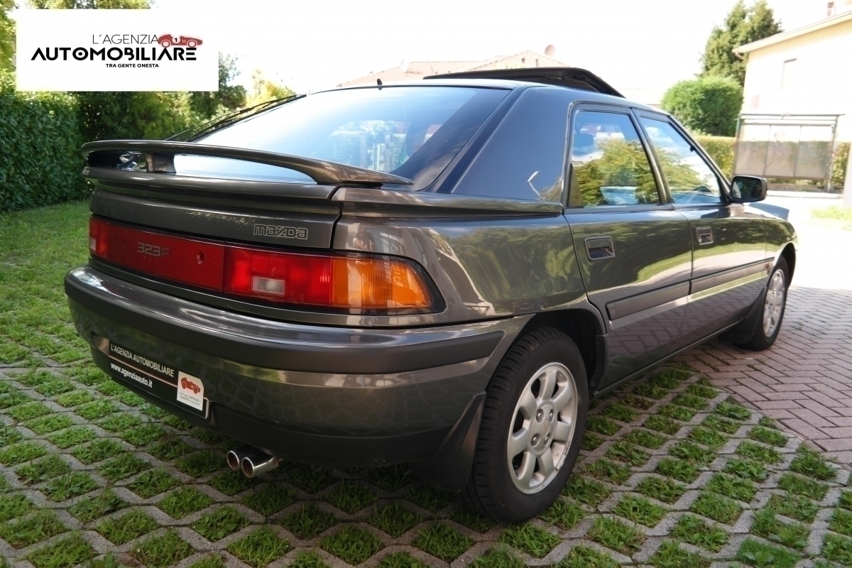 Mazda 323 — 11