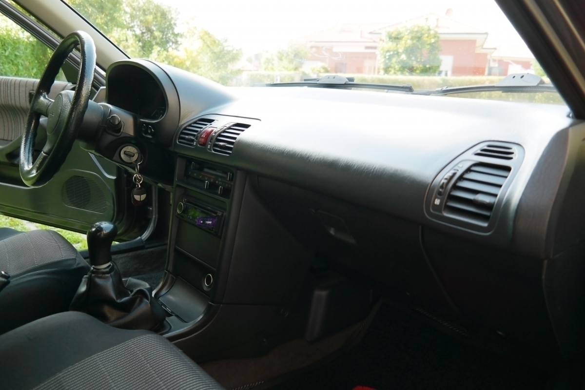 Mazda 323 — 29
