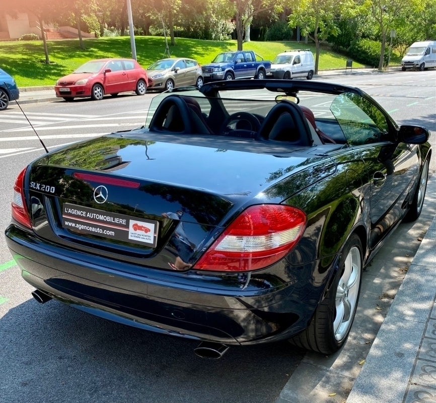 Mercedes SLK — 19