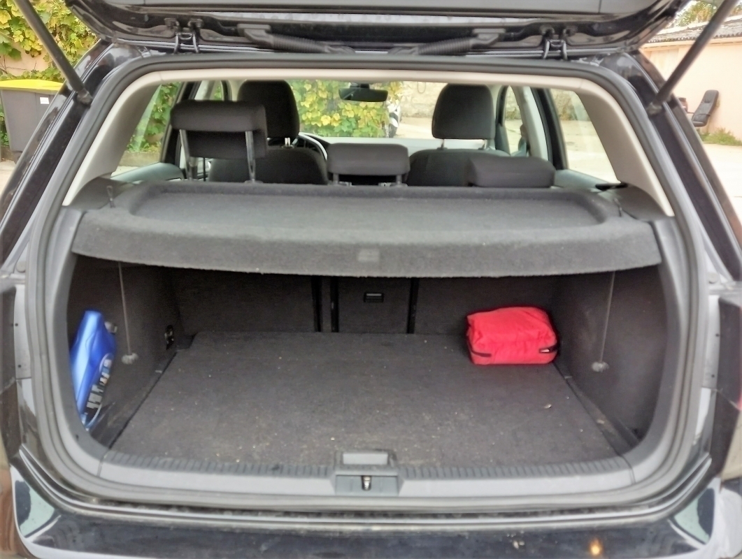 Volkswagen Golf — 16