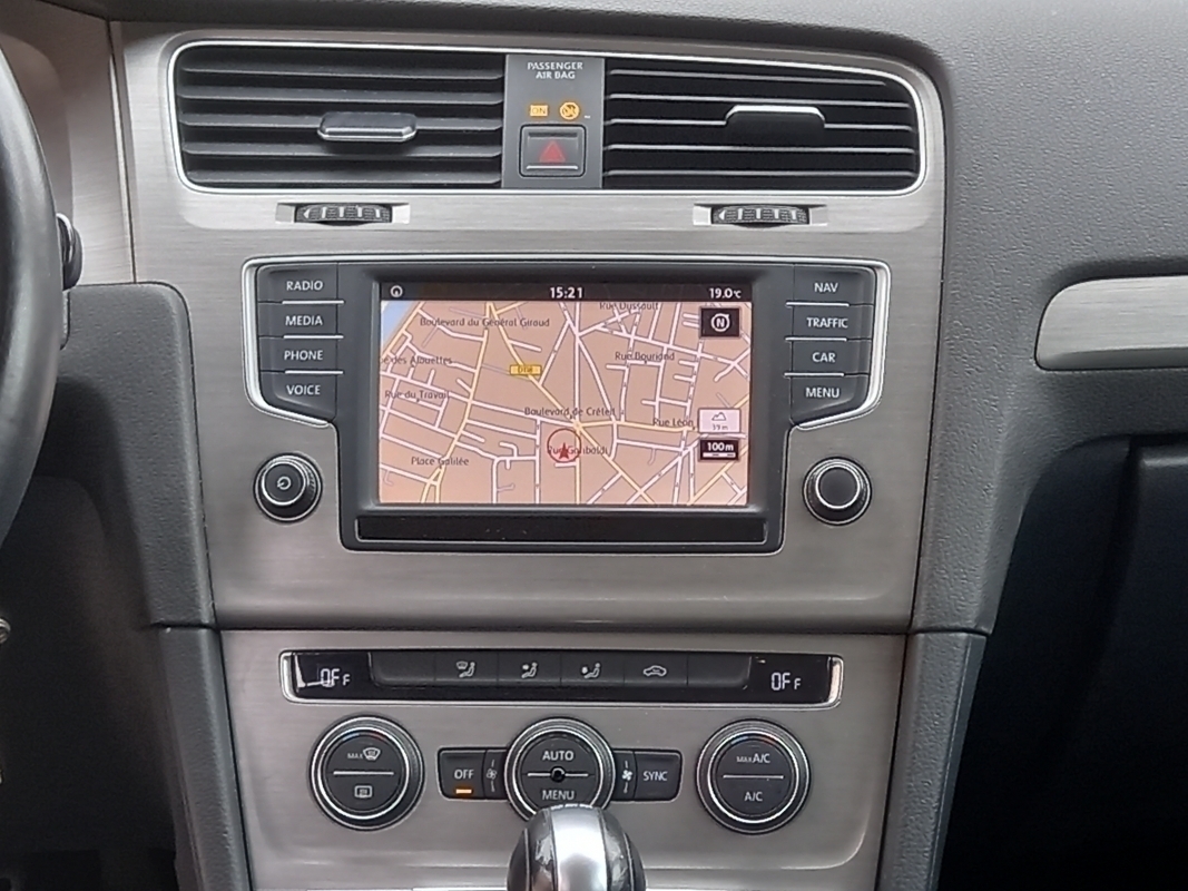 Volkswagen Golf — 10