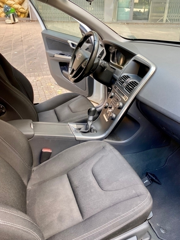 Volvo XC60 — 13