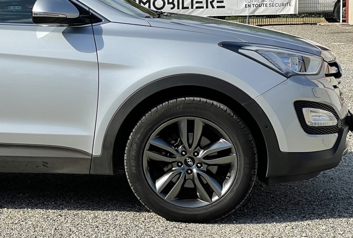 Hyundai Santa Fe — 18