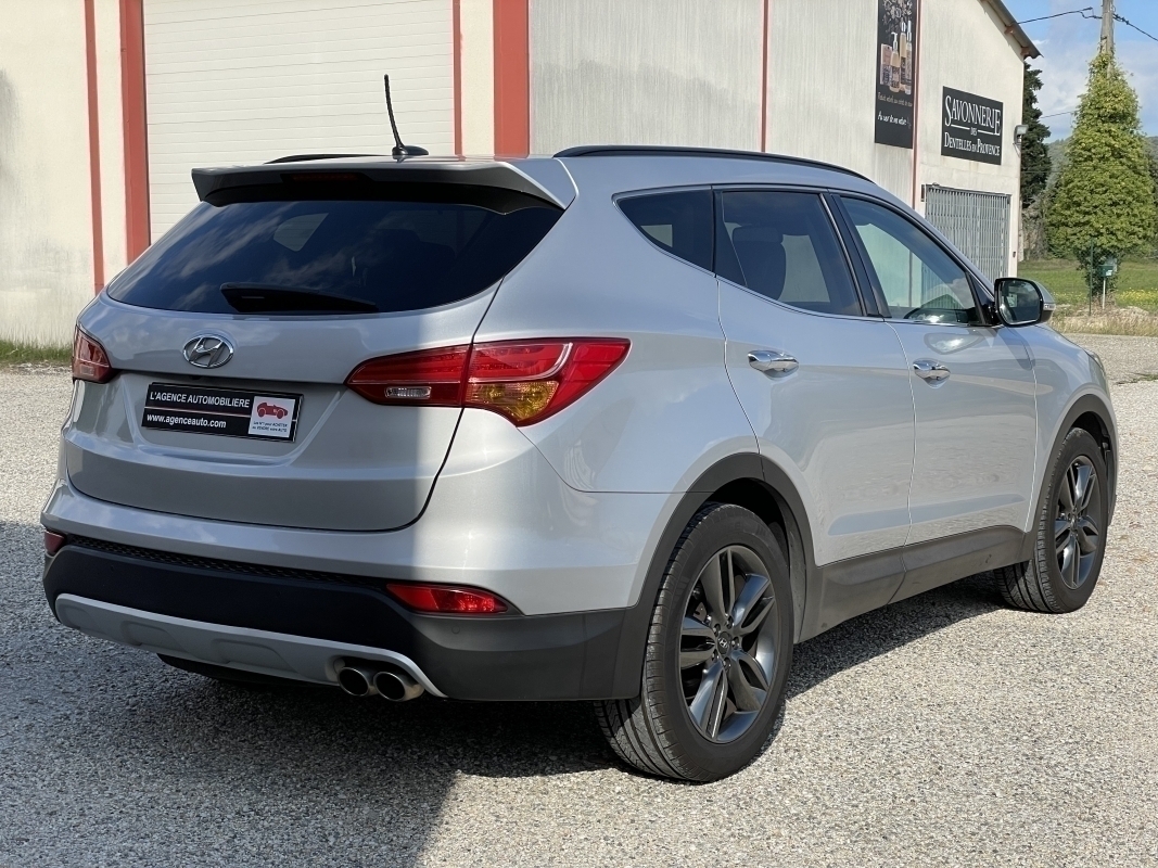 Hyundai Santa Fe — 5