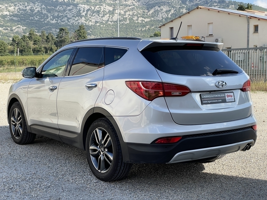 Hyundai Santa Fe — 3