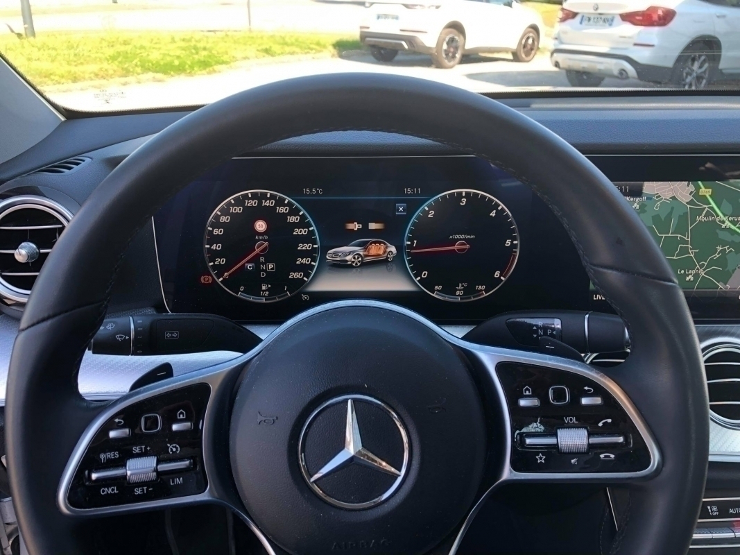 Mercedes Classe E — 22