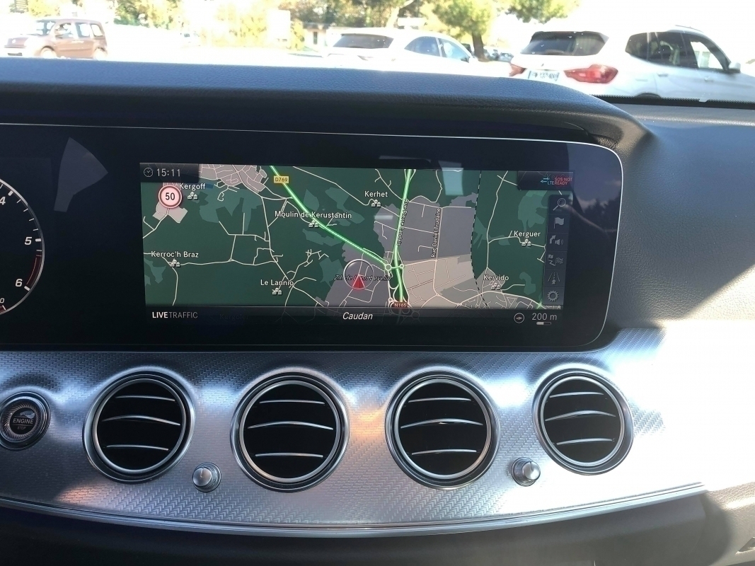 Mercedes Classe E — 21