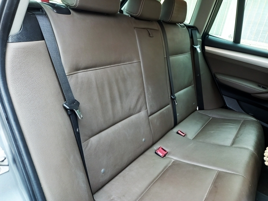Bmw X3 — 12