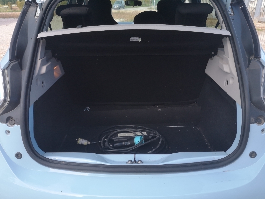 Renault Zoe — 10