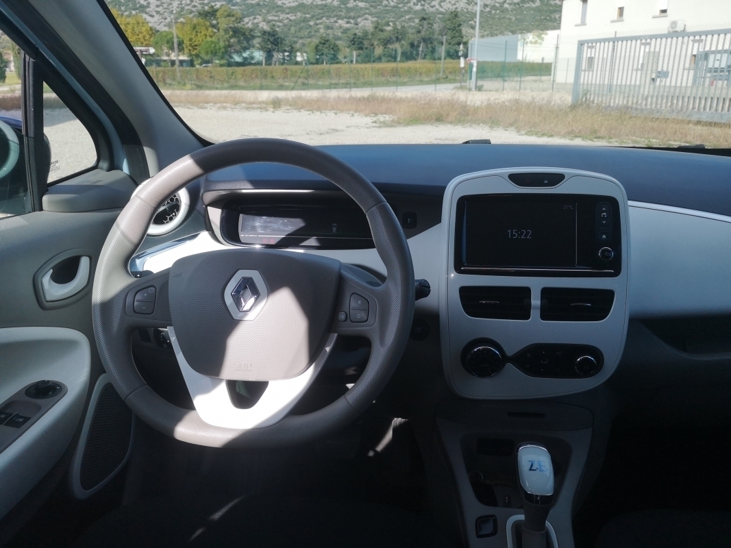 Renault Zoe — 8