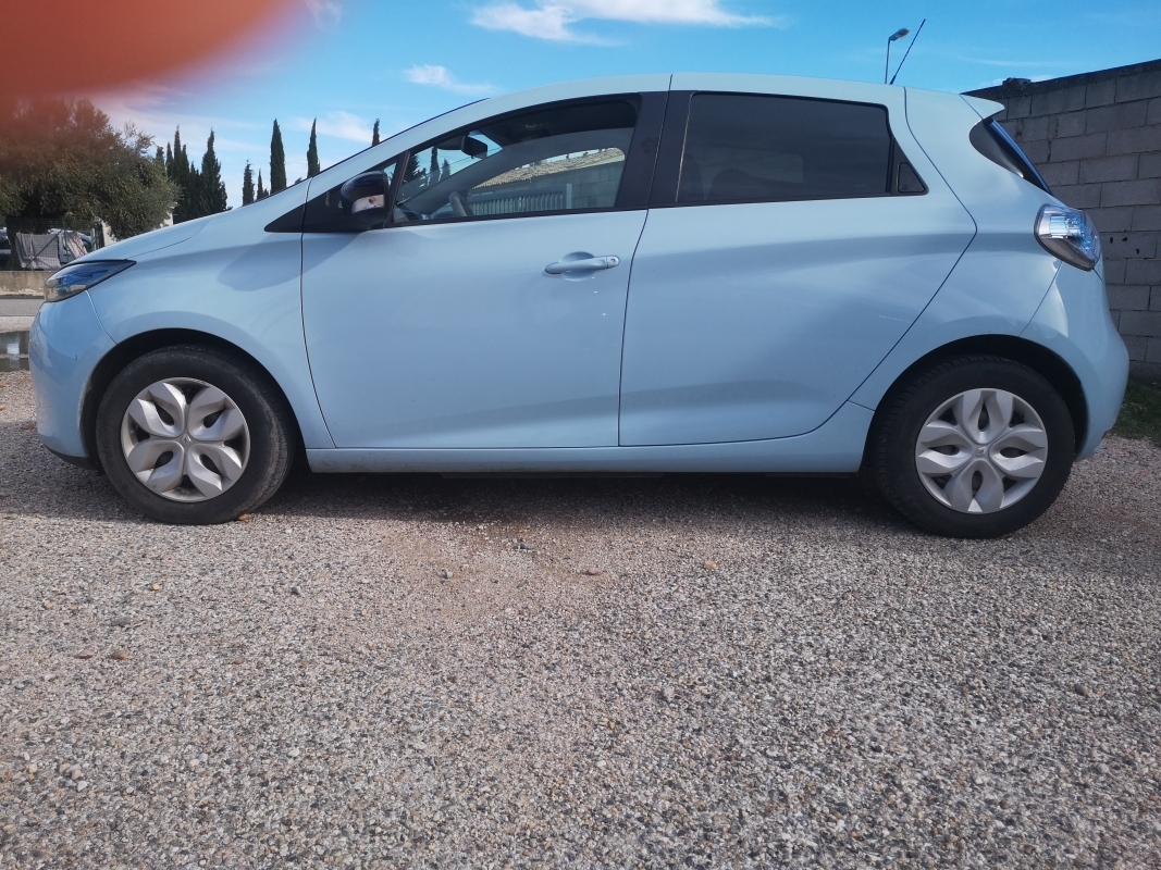 Renault Zoe — 2