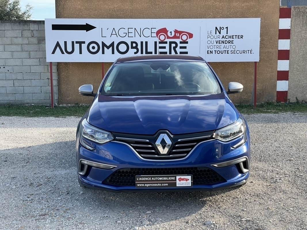 Renault Megane — 8