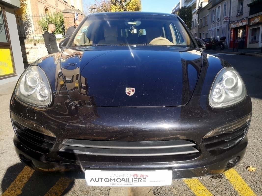 Porsche Cayenne — 3