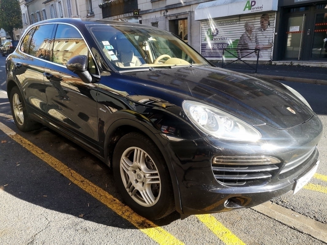 Porsche Cayenne — 4