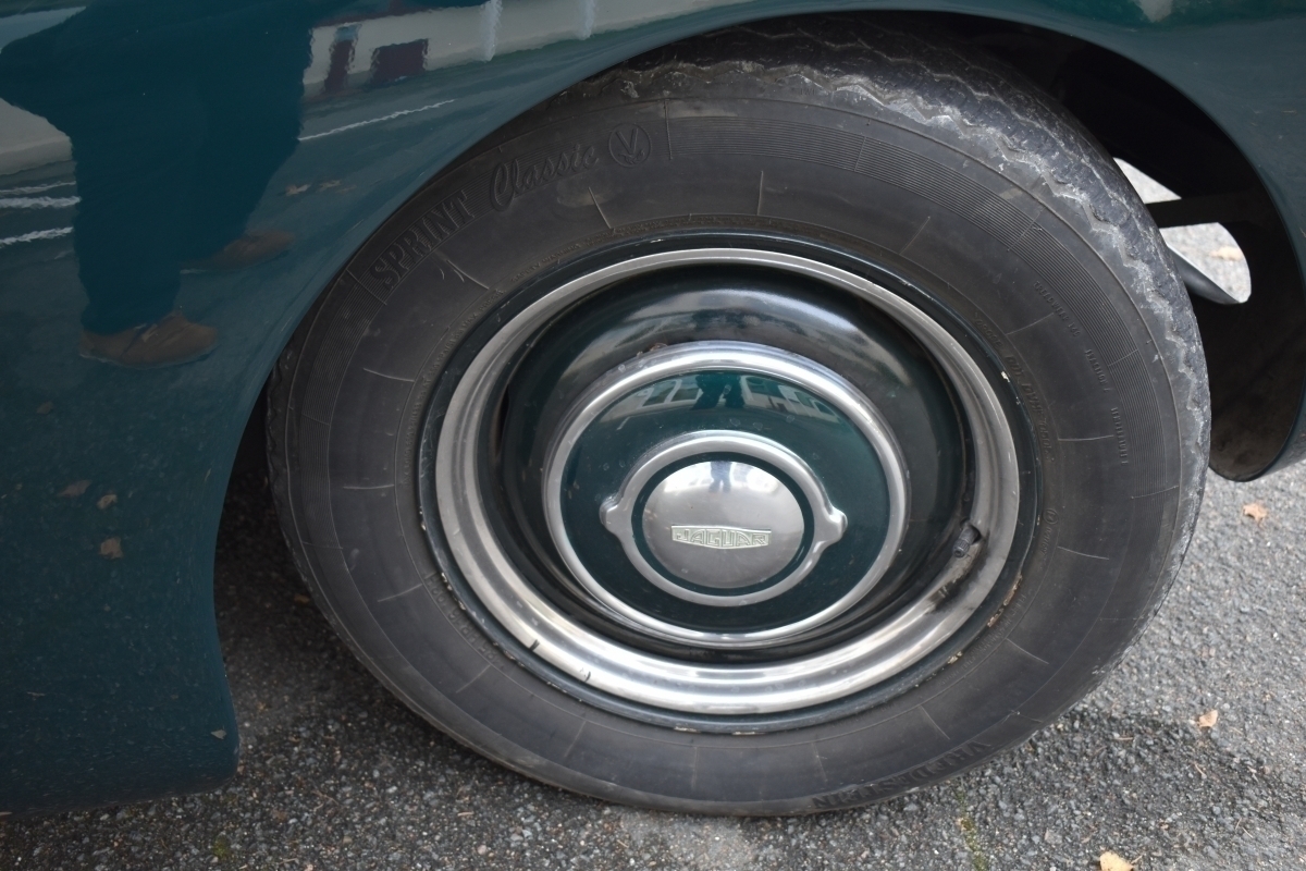 Jaguar XK — 25