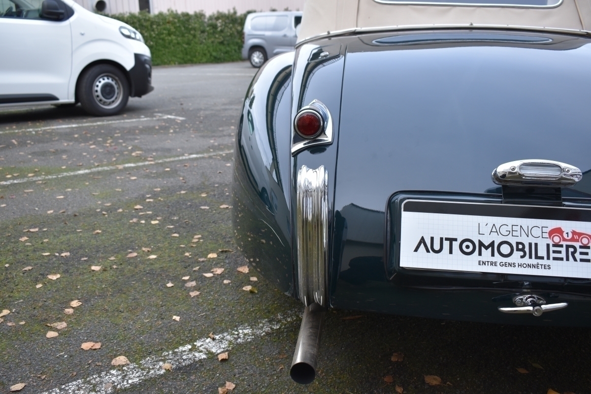 Jaguar XK — 23