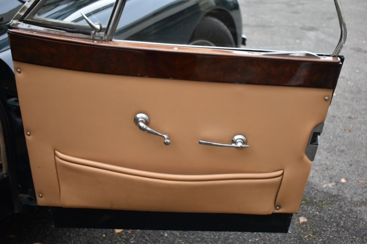 Jaguar XK — 28