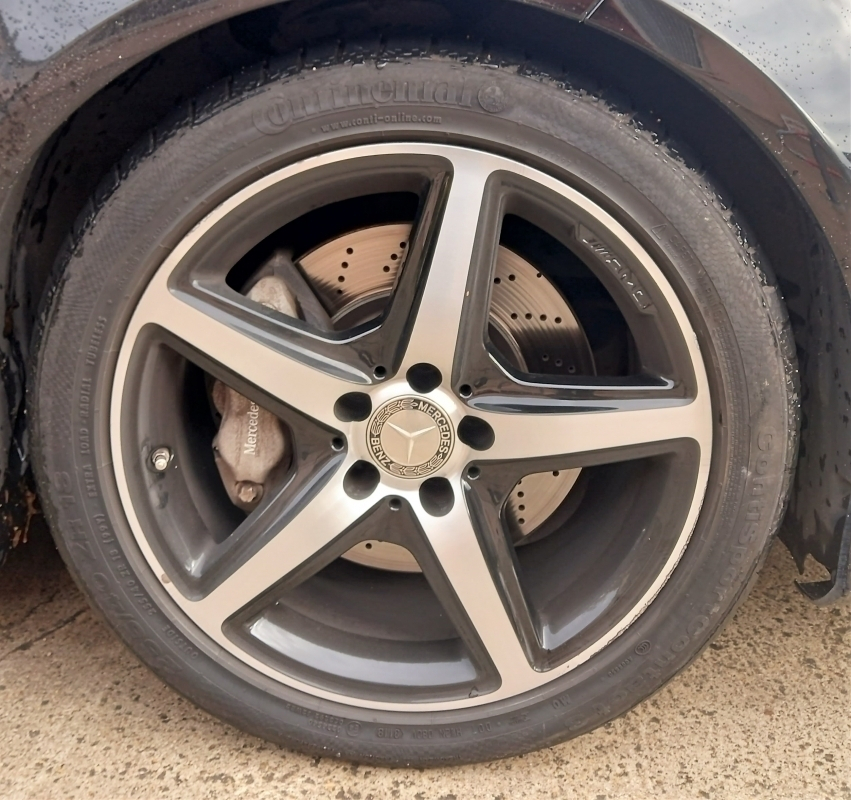 Mercedes CLS — 21