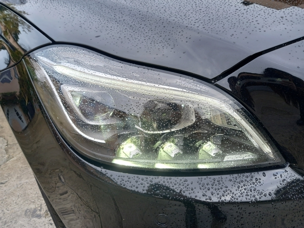 Mercedes CLS — 19