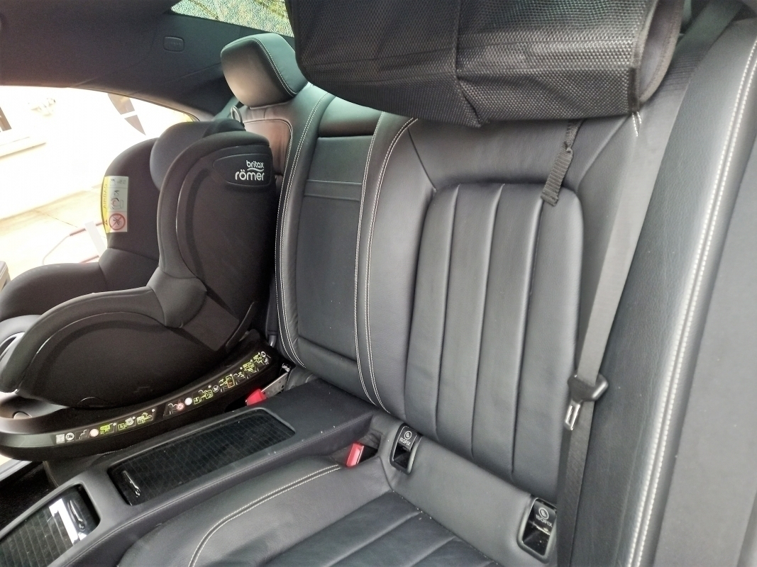 Mercedes CLS — 18