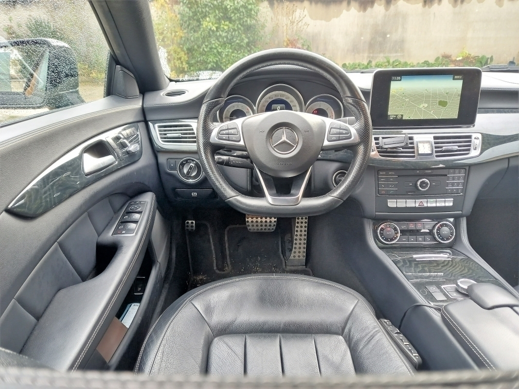 Mercedes CLS — 9