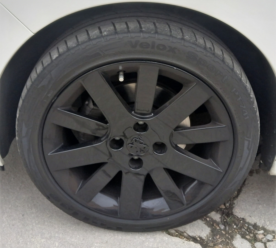 Peugeot 207 — 15