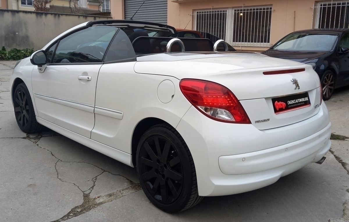 Peugeot 207 — 8
