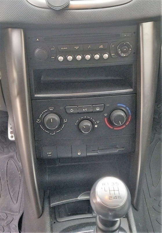 Peugeot 207 — 14