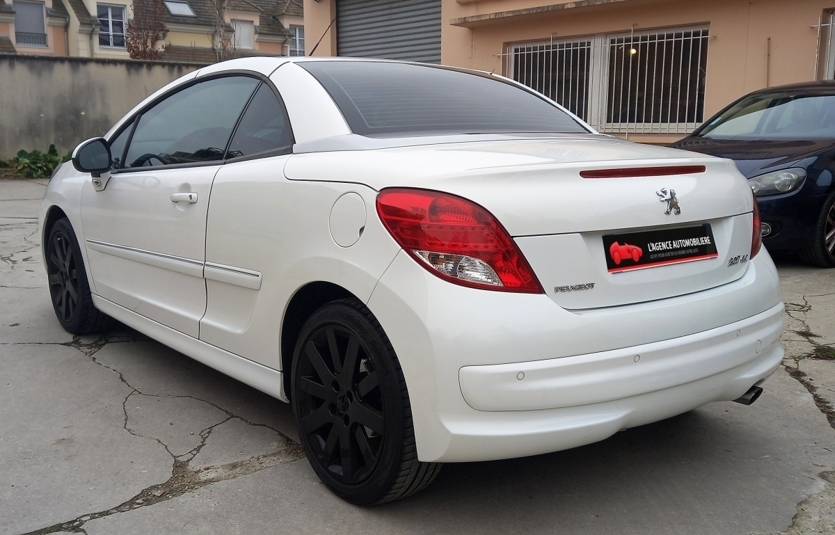 Peugeot 207 — 7