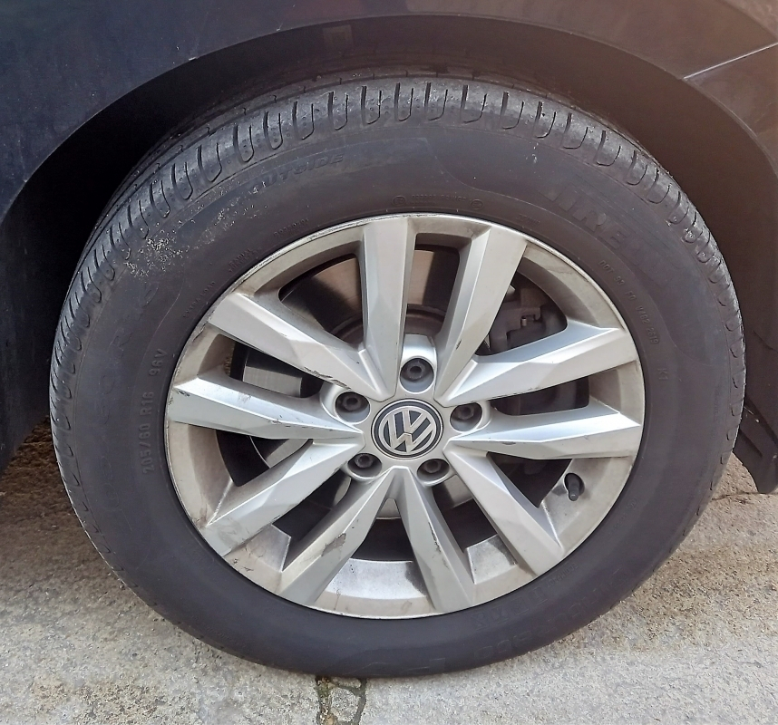 Volkswagen Touran — 21