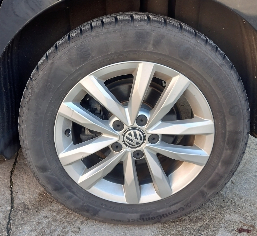 Volkswagen Touran — 22
