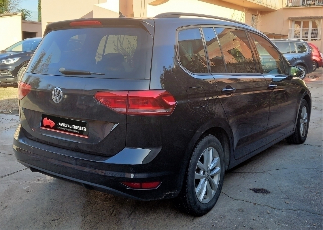 Volkswagen Touran — 5