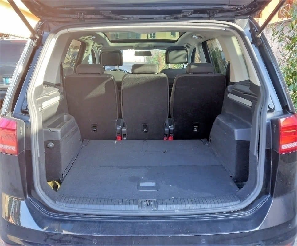 Volkswagen Touran — 17