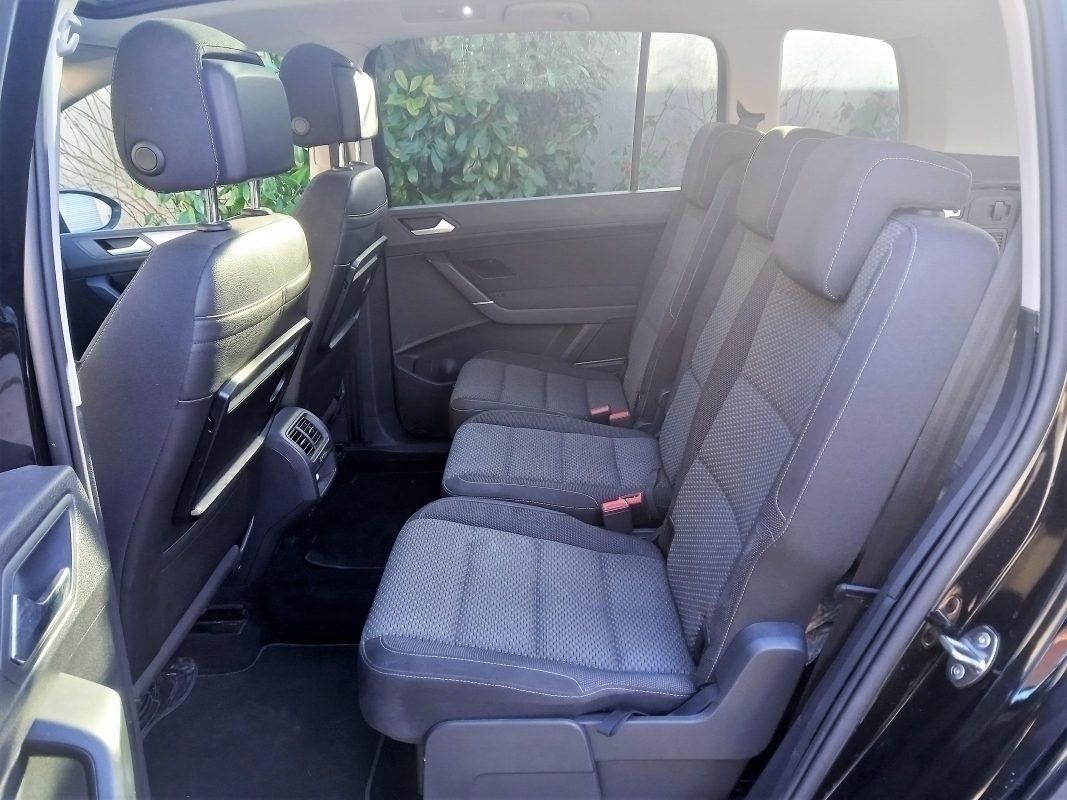 Volkswagen Touran — 13