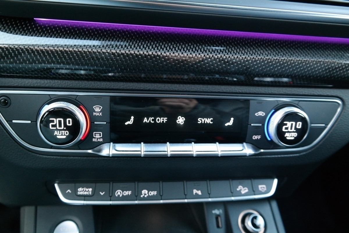 Audi Q5 — 24