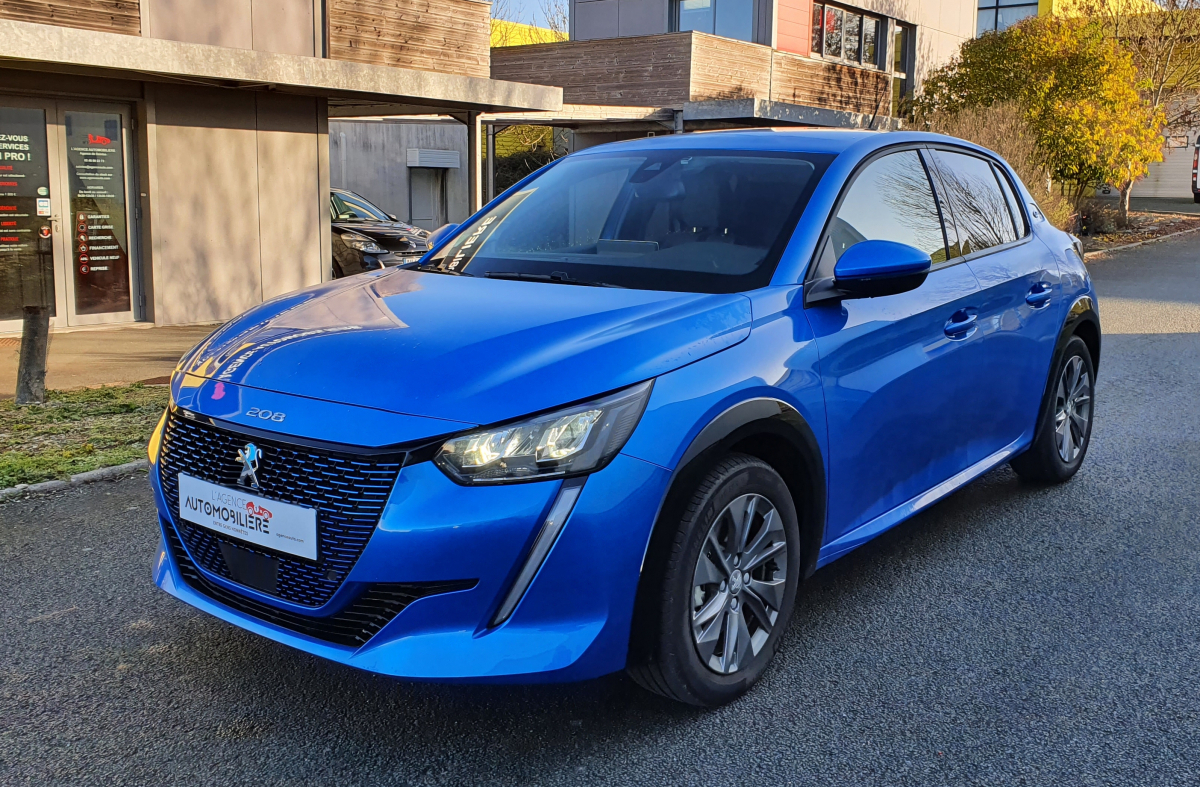 Peugeot 208 — 2