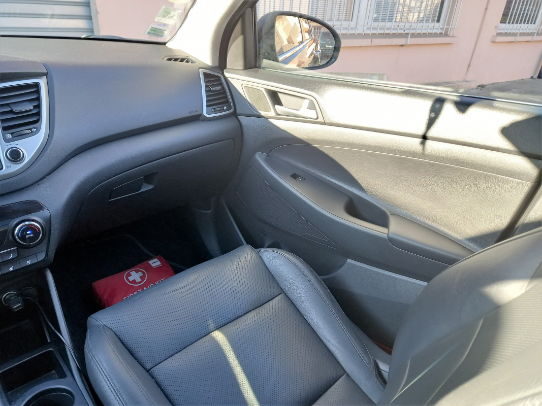 Hyundai Tucson — 11