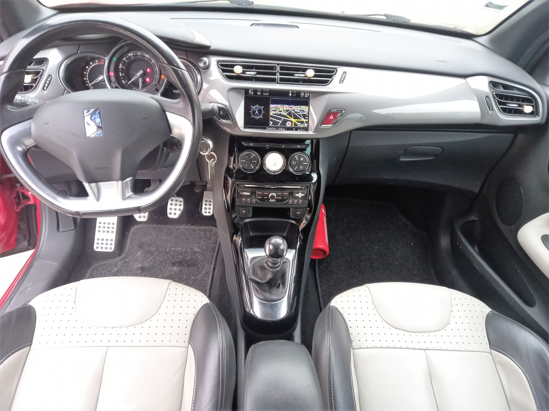Citroen DS3 — 12