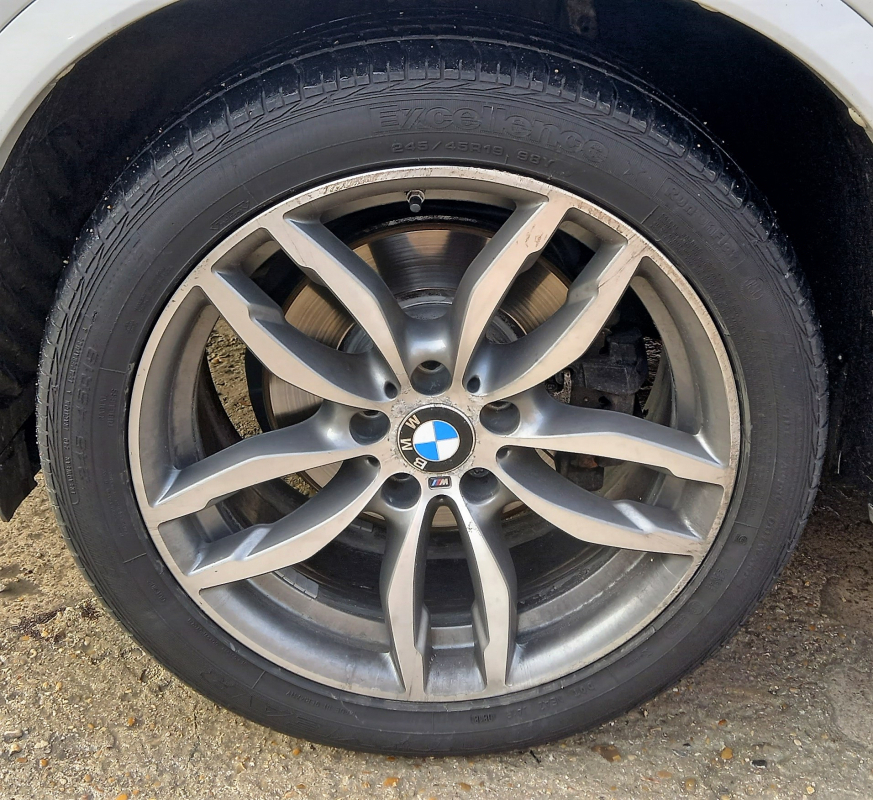 Bmw X4 — 23