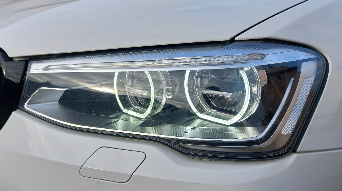 Bmw X4 — 24